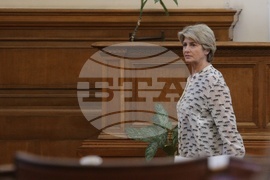 Парламент - парламентарен контрол - Весела Лечева