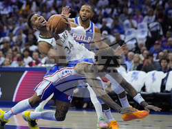 Bucks 76ers Basketball