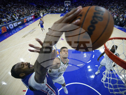 Bucks 76ers Basketball
