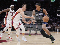 Magic Heat Basketball