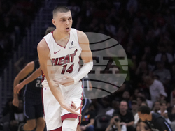 Magic Heat Basketball