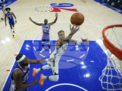 Bucks 76ers Basketball