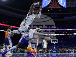 Bucks 76ers Basketball