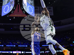 Bucks 76ers Basketball
