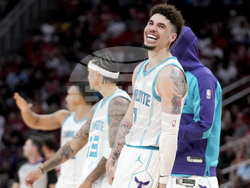Hornets Rockets Basketball