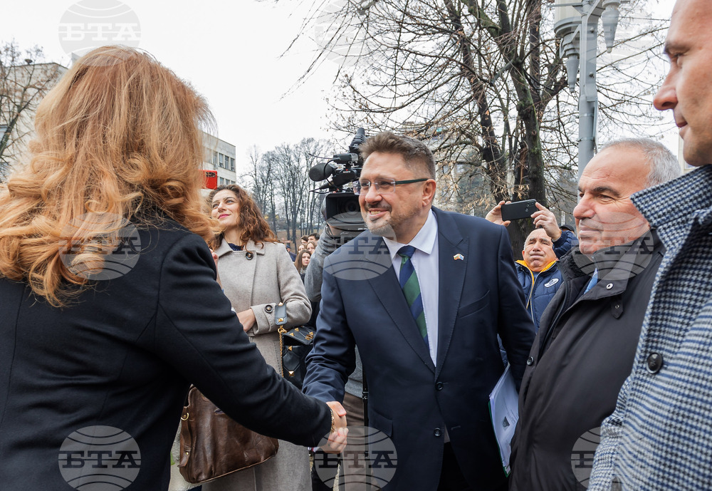 Габрово - Илияна Йотова - Национална Априловска гимназия - годишнина