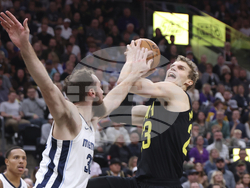 Grizzlies Jazz Basketball