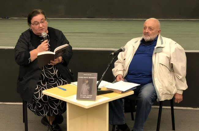 Община Стара Загора: Приятелски спомени за твореца Ханчев и неоповестявани документи събра монографичен труд на литературния критик Иван Матев