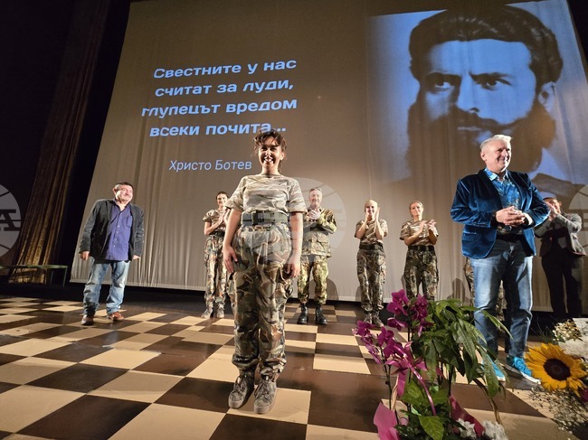 Враца - „Полковникът и птиците“ - премиера