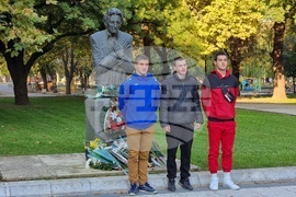 Монтана - паметник на Йордан Радичков - честване