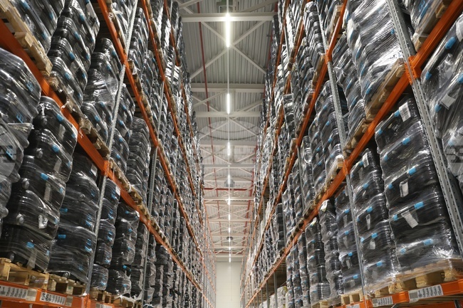 "Информационно обслужване" няма отношение към осигуряването на възможности за гласуване, казаха от компанията в отговор на Костадин Костадинов