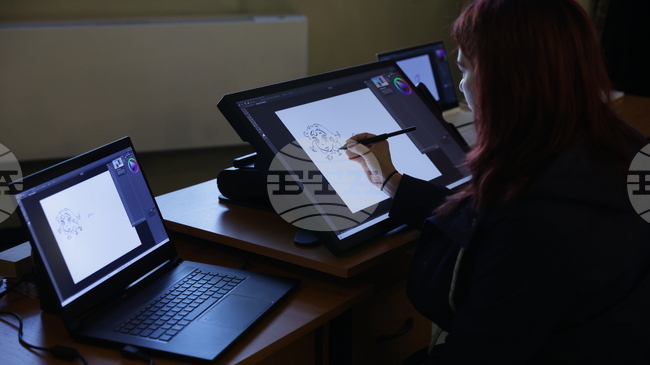 Община Самоков обяви обществена поръчка за монитори, компютри, таблети и телевизори за администрацията