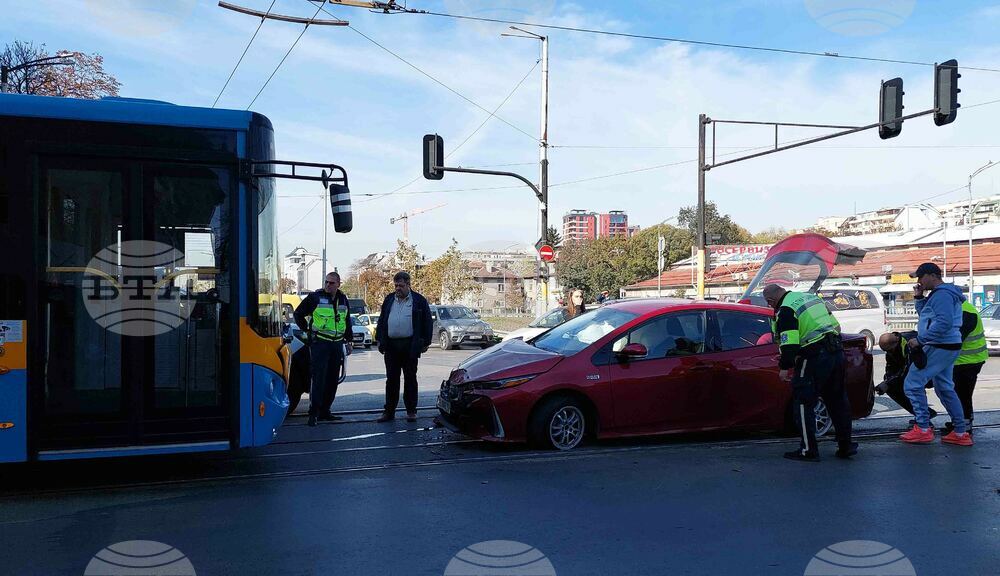 Катастрофа - затруднено движение