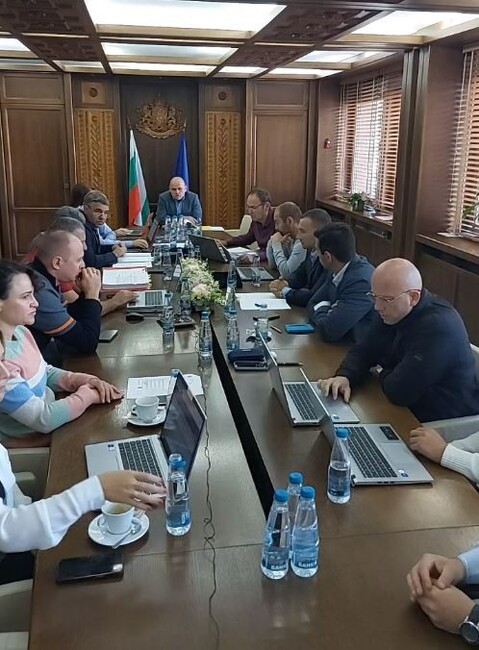 Община Банско: Три комисии на общински съвет са „за“ придобиване на стадиона в Добринище