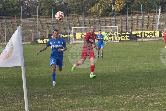 Спартак (Плевен) се наложи над втория тим на Лудогорец в мач от Втора лига и се измъкна от последното място