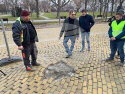 МРРБ взе проби за проверка на качеството на ремонтите в центъра на София
