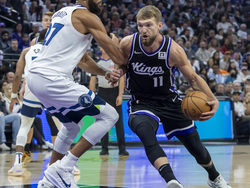 Timberwolves Kings Basketball