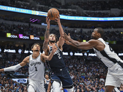 Spurs Mavericks Basketball