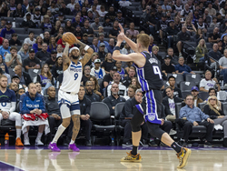 Timberwolves Kings Basketball