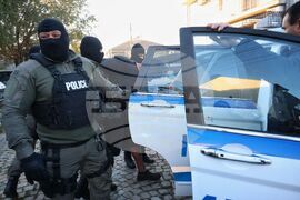 Бургас - квартал "Акациите" - специализирана полицейска операция