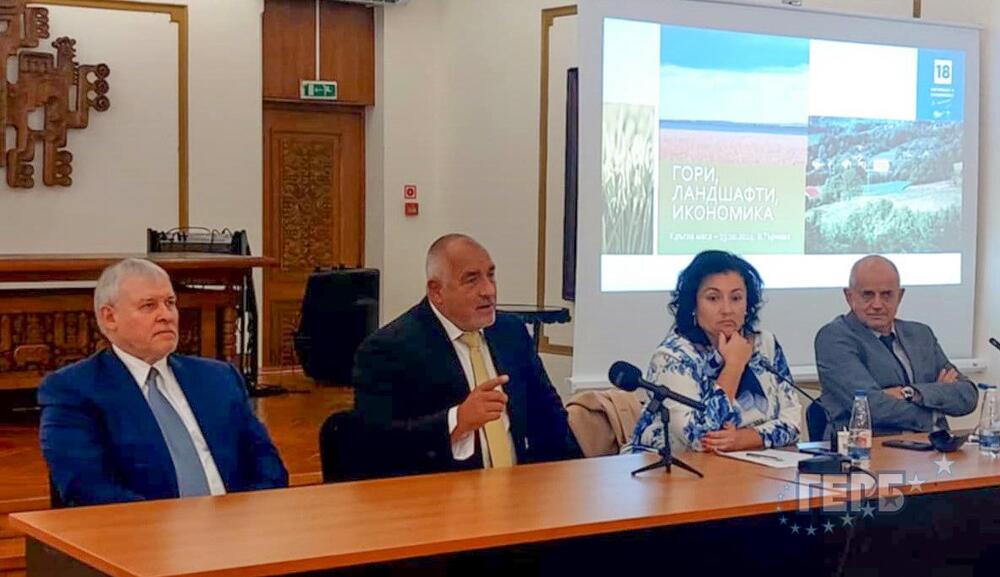 Само ГЕРБ –СДС има подробна и актуална програма за изваждане на горския сектор от кризата, според водача на листата в Сливен Десислава Танева
