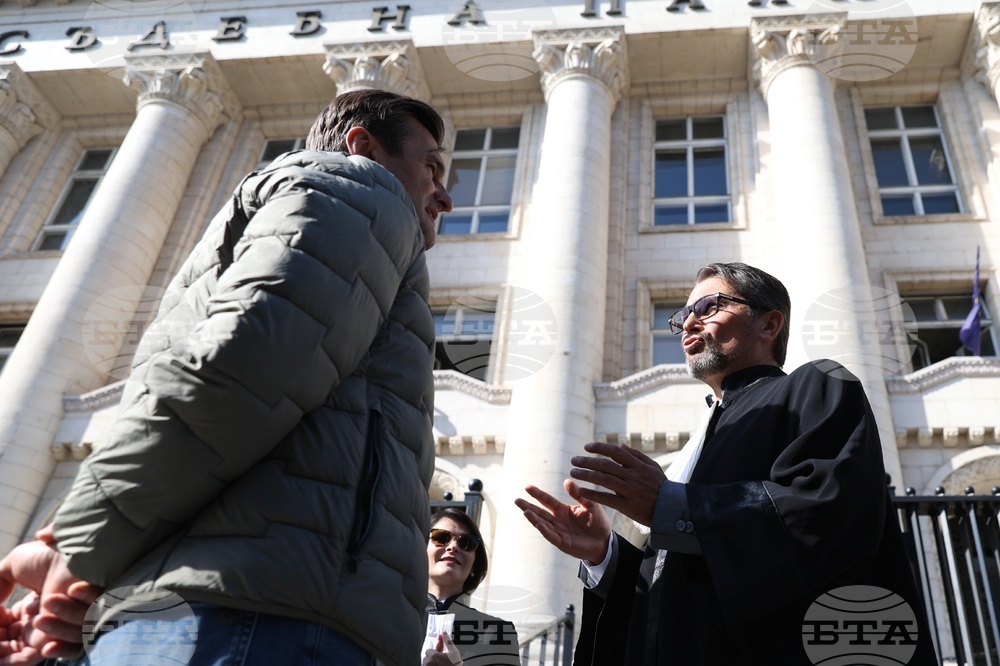 Съдебна палата - адвокати - протест