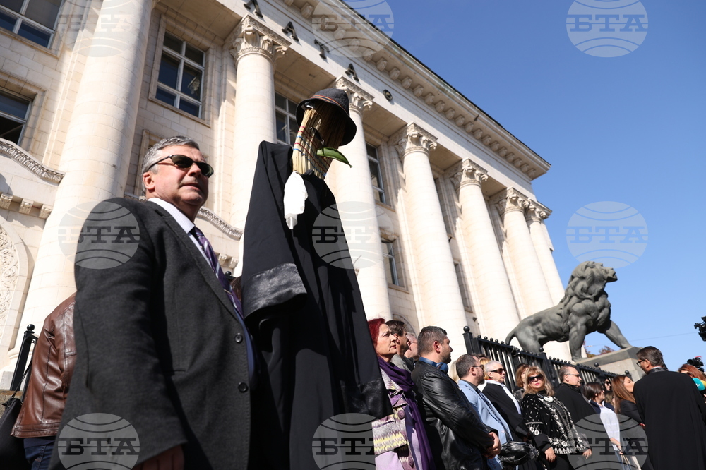 Съдебна палата - адвокати - протест