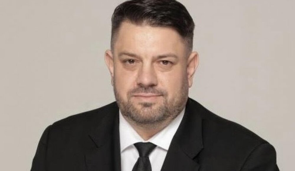 Да върнем заедно държавата на хората, призовава председателят на "БСП - Обединена левица" Атанас Зафиров в обръщение към българските граждани