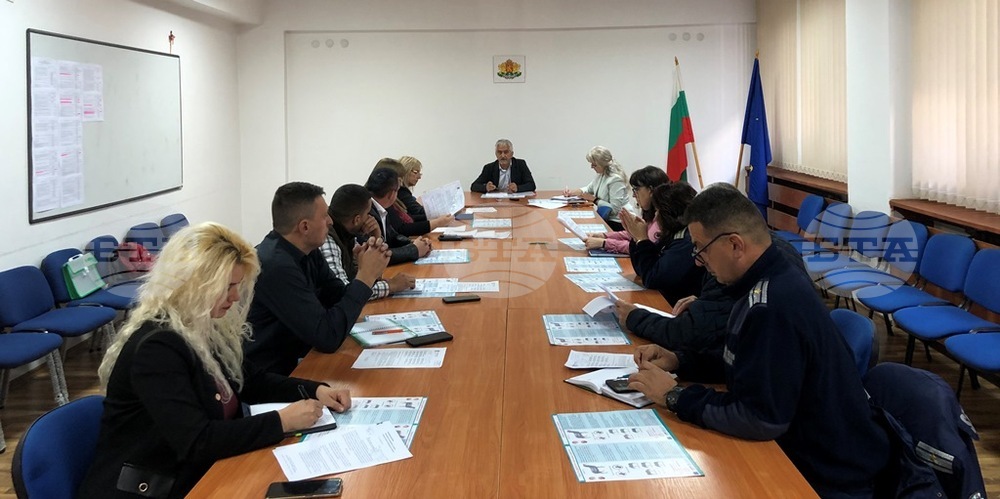 ОА Смолян: Постоянната областна епизоотична комисия проведе заседание във връзка с констатирани в България огнища на болестта шарка по овцете и козите