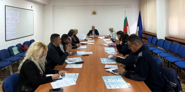 ОА Смолян: Постоянната областна епизоотична комисия проведе заседание във връзка с констатирани в България огнища на болестта шарка по овцете и козите 