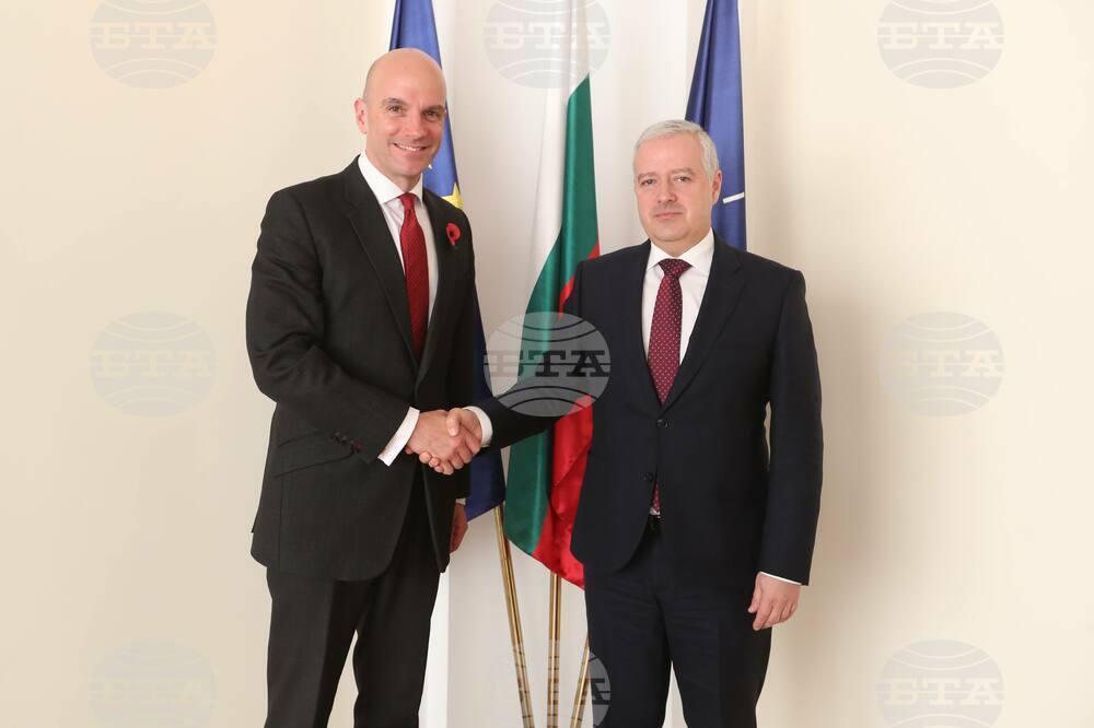 Foreign Minister Kondov Confers with Newly Appointed British Ambassador Copsey