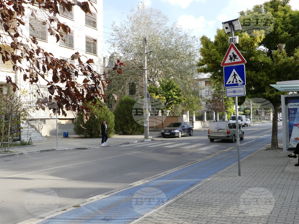 Ротари клуб - Нова Загора постави пет иновативни пътни знака за безопасно пресичане