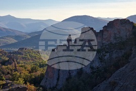 Белоградчишки скали - есен - изглед