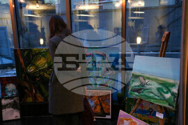 Изложба - Купи изкуство за Украйна