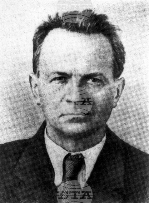 Антон Иванов, обществен и партиен деец