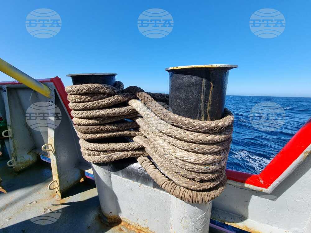 Day 19: A Day in Sv. Sv. Kiril i Metodii's Galley - Bulgarian navy research ship bound for Antarctica