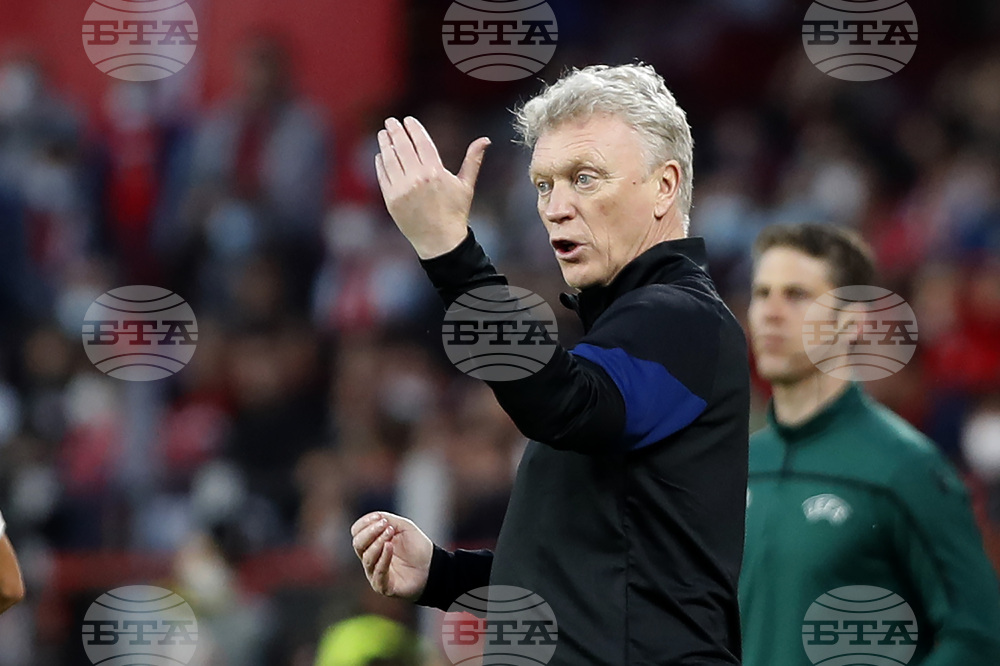 Дейвид Мойс: "Резултатът от първия мач ни оставя в играта"