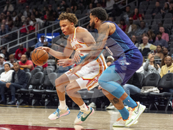 Hornets Hawks Basketball