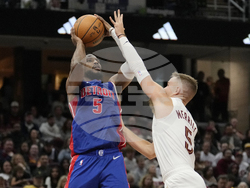 Pistons Cavaliers Basketball