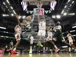 Bulls Bucks Basketball