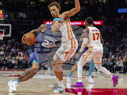 Hornets Hawks Basketball