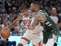Bulls Bucks Basketball