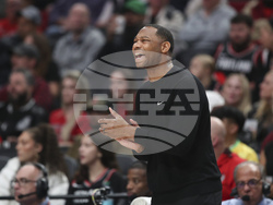 Pelicans Trail Blazers Basketball