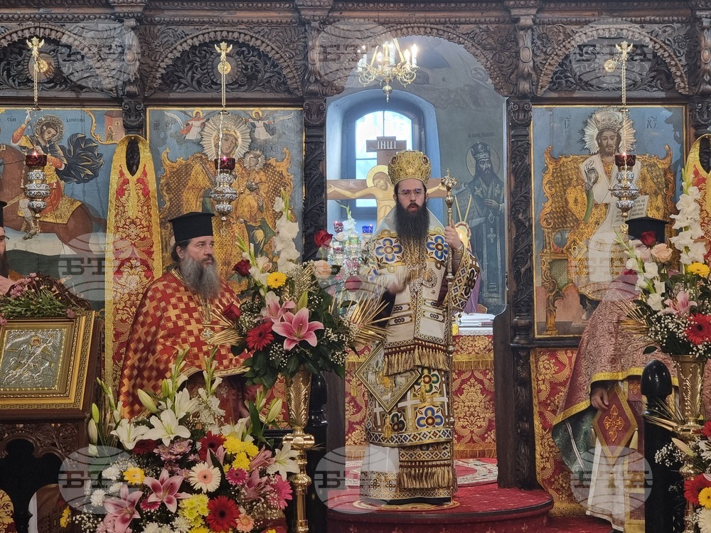 Сливен - Димитровден - литургия