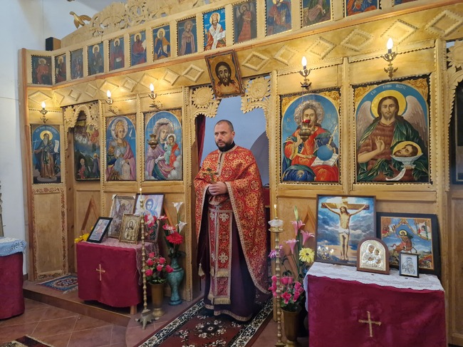 Всички ние, християните, сме призовани и трябва да търсим Бога именно и само чрез молитвата, каза отец Любомир в село Клисура