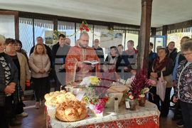 Село Клисура - храм "Св. Димитър Солунски" - празник - литургия