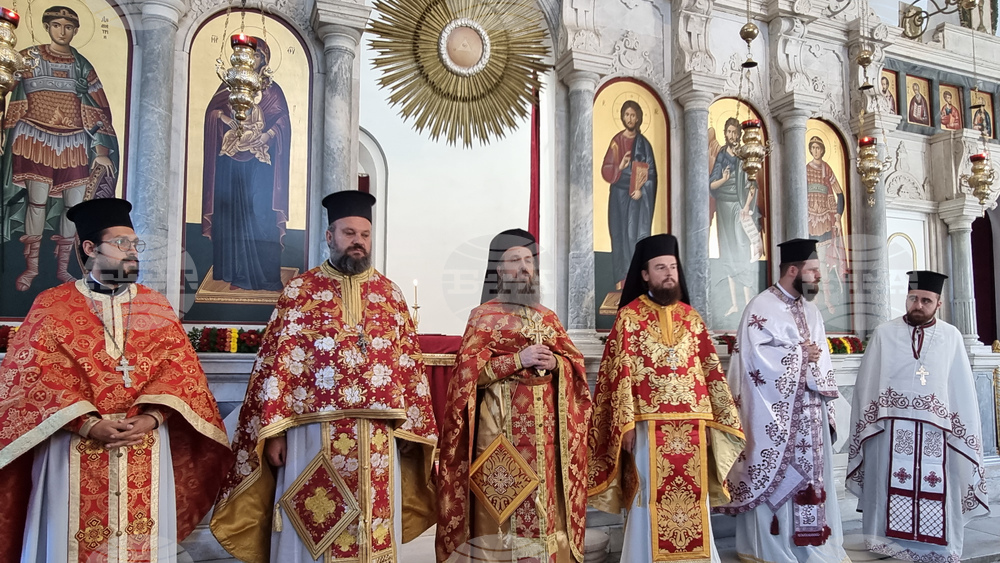 Пловдив - Димитровден - църква - литургия