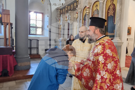 Пловдив - Димитровден - църква - литургия 