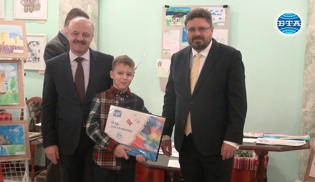 В чест на Деня на бесарабските българи днес в Одеса бе открита изложба с детски рисунки