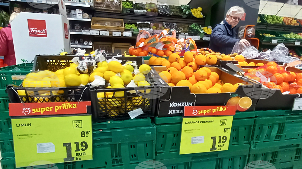 През първия месец след въвеждането на еврото В Хърватия инфлацията остава без промяна на месечно равнище, на годишна база цените са скочили с 12,7 процента